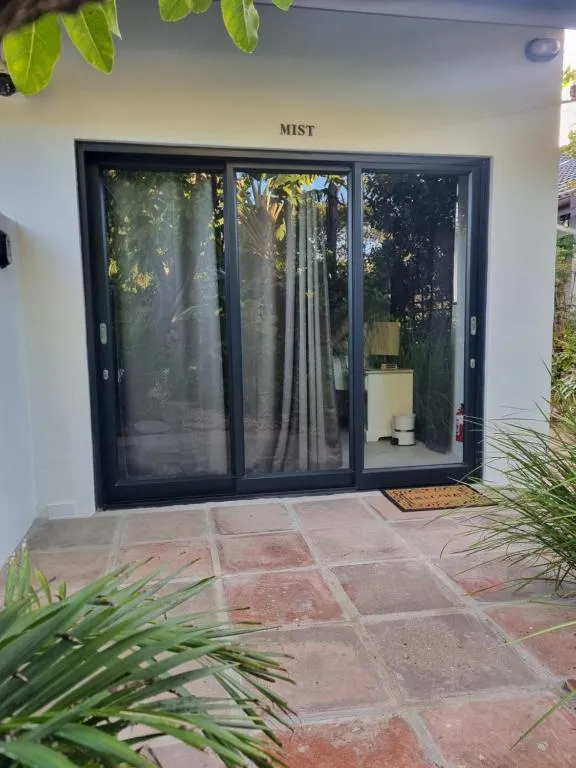 12onParkesLane — guest house on Leisure Isle, Knysna