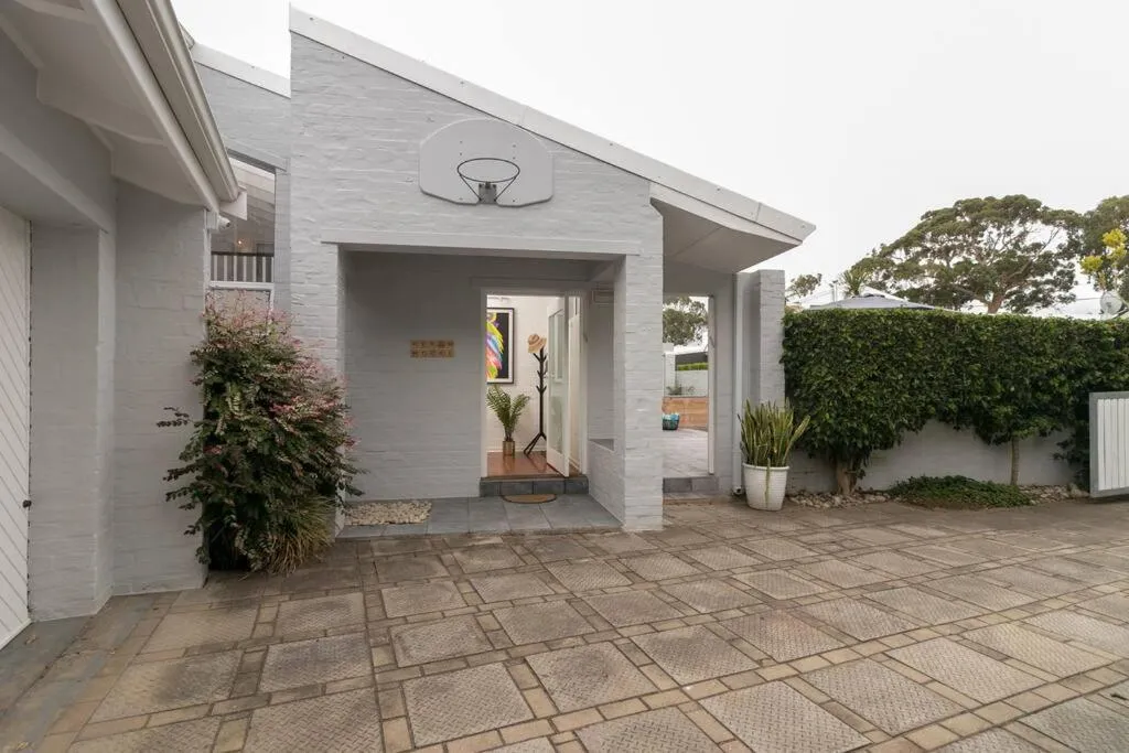 Herons House — holiday home on Leisure Isle, Knysna