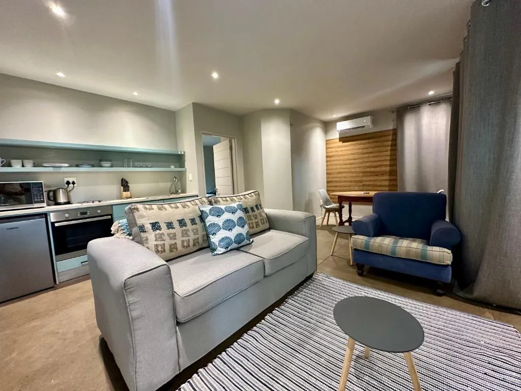 Kingsway — apartment on Leisure Isle, Knysna