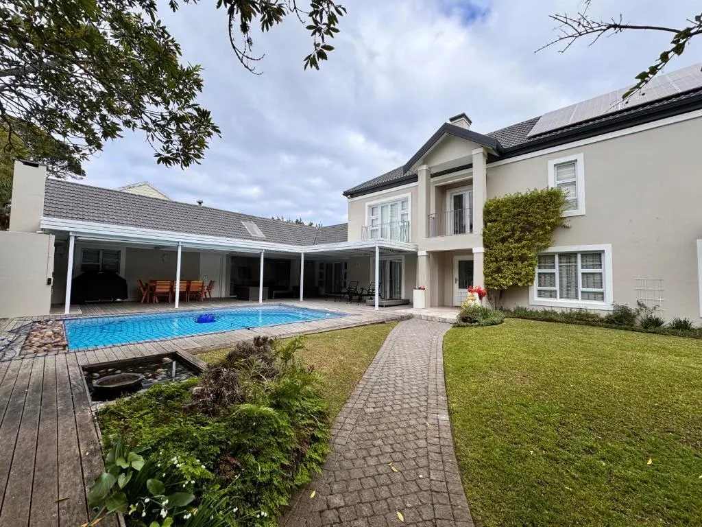 Leeward House - Leisure Isle — holiday home on Leisure Isle, Knysna
