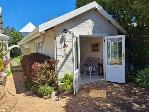 Lucy's Cottage on Leisure Isle — photo 3 of 14