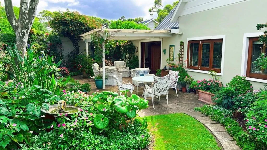 Lucys Hidden Garden — holiday home on Leisure Isle, Knysna